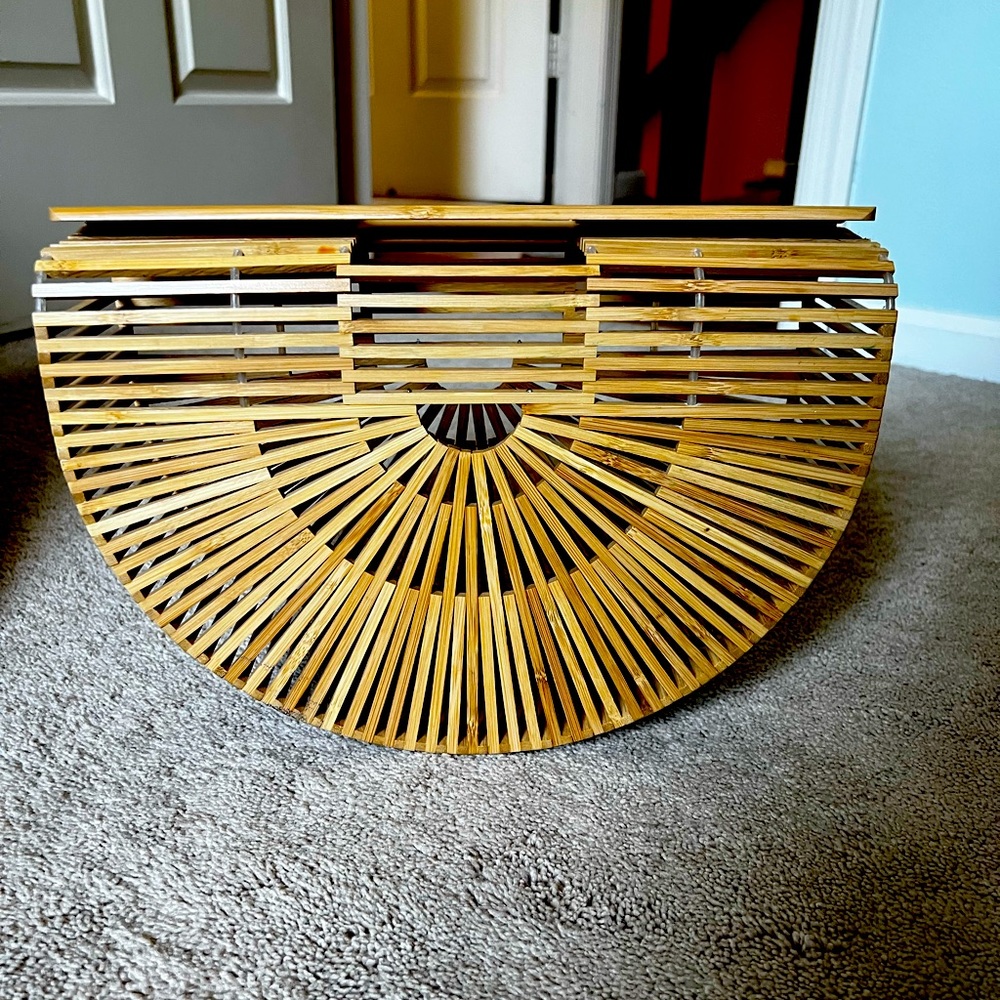 Stylish wood fan purse